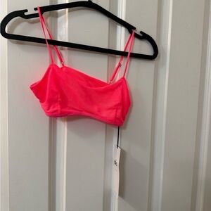 NWT Alo Yoga Airmesh Venus Bralette XS in Fluorescent Pink Coral